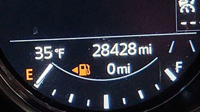 Used 2025 MAZDA CX-5 AWD 2.5 S w/ Preferred Package image 12