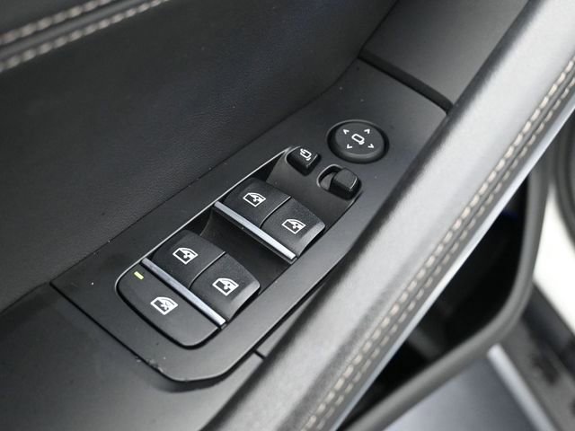 Used 2023 BMW X6 xDrive40i w/ Premium Package image 13