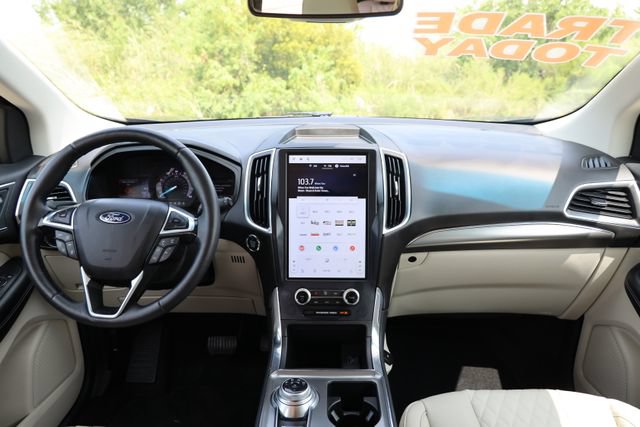Certified 2024 Ford Edge Titanium w/ Equipment Group 301A AWD/4WD image 28