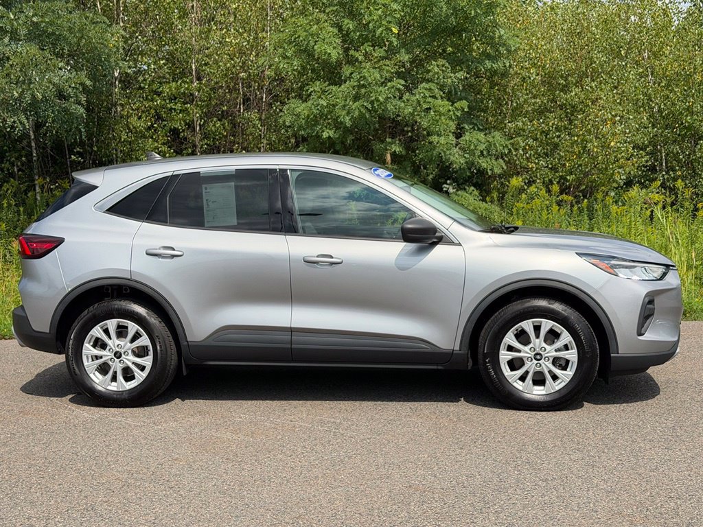 Certified 2023 Ford Escape Active AWD/4WD image 24