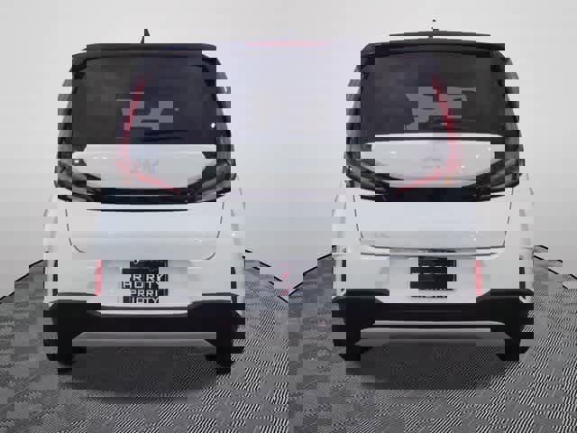 Used 2023 Kia Soul LX image 4