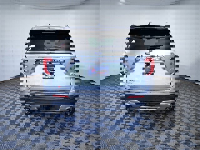 Certified 2023 Ford Explorer Limited w/ Limited Technology Package image 7