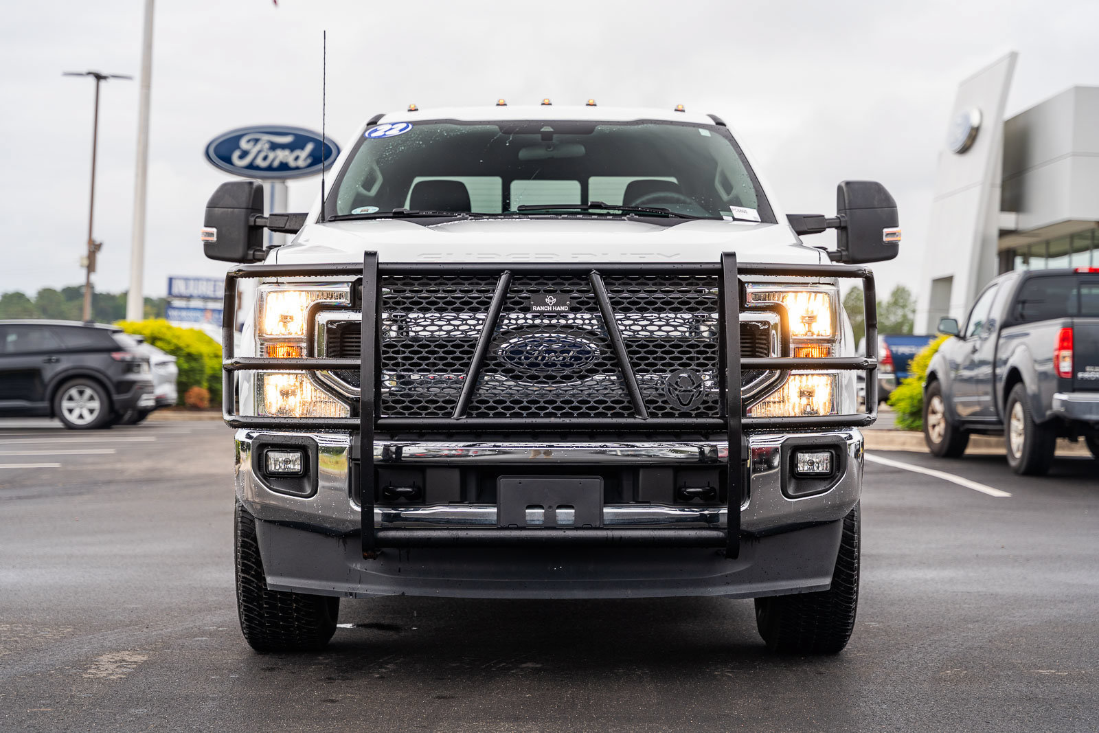 Certified 2022 Ford F250 XLT w/ XLT Value Package AWD/4WD image 2