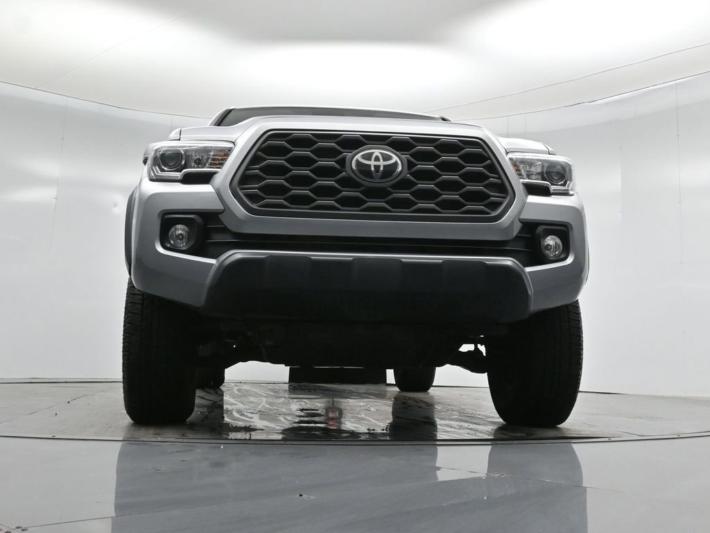 Used 2020 Toyota Tacoma TRD Off-Road image 40
