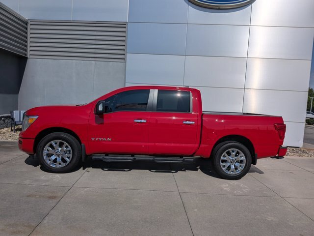 Used 2024 Nissan Titan SV w/ SV Convenience Package AWD/4WD image 7