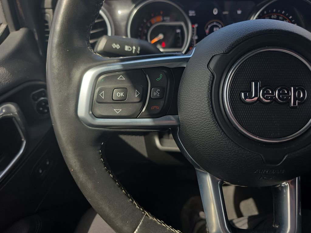 Used 2021 Jeep Wrangler Unlimited Sahara AWD/4WD image 28