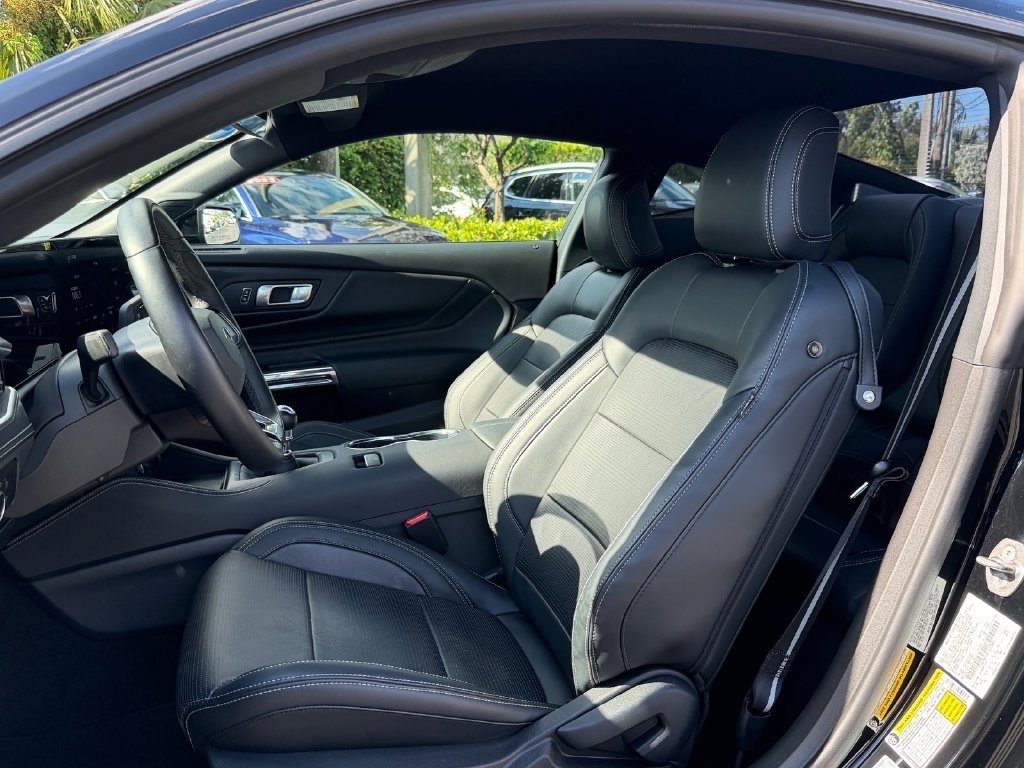 Certified 2025 Ford Mustang GT Premium RWD image 9