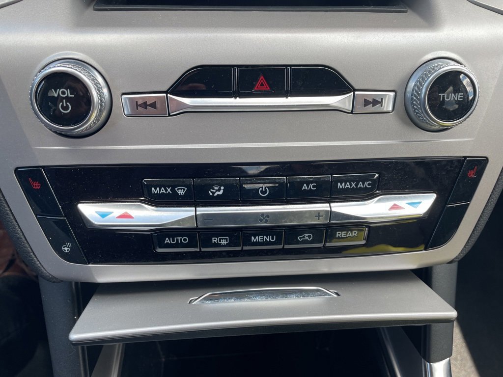 Certified 2023 Ford Explorer XLT w/ Equipment Group 202A image 17