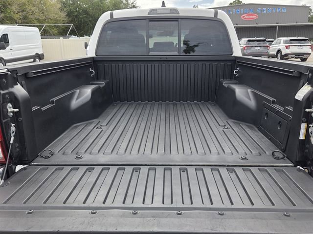 Used 2023 Toyota Tacoma SR5 RWD image 9