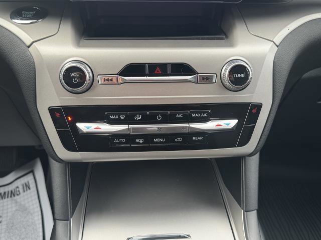 Certified 2023 Ford Explorer XLT image 22