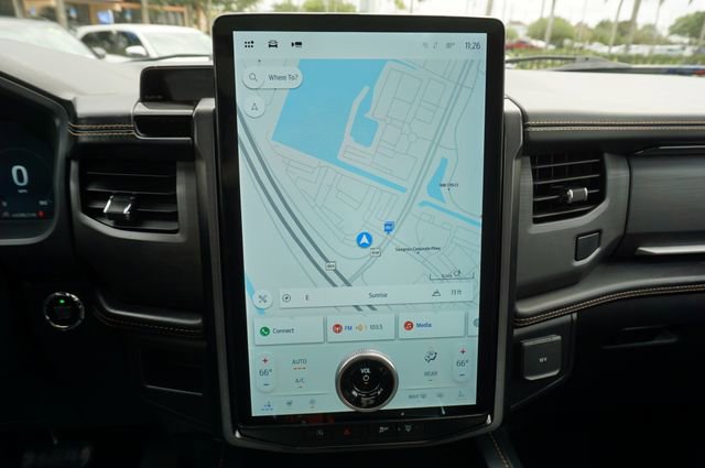 Certified 2022 Ford Expedition Max Platinum RWD image 4