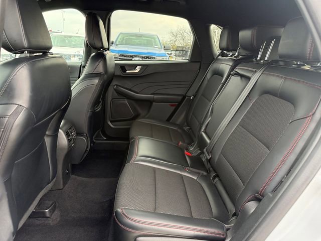 Certified 2025 Ford Escape ST-Line image 10