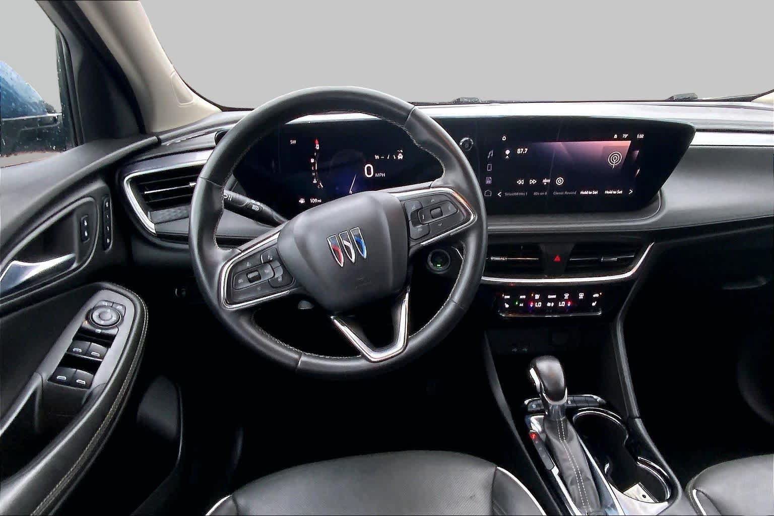Used 2024 Buick Encore GX Avenir AWD/4WD image 6