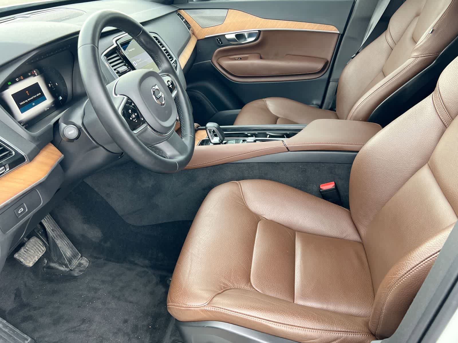 Used 2023 Volvo XC90 B6 Plus w/ Protection Package Premier AWD/4WD image 10