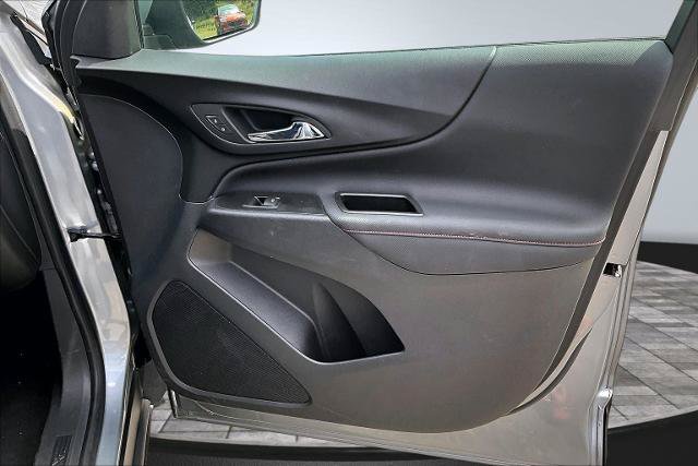 Used 2023 Chevrolet Equinox RS AWD/4WD image 24