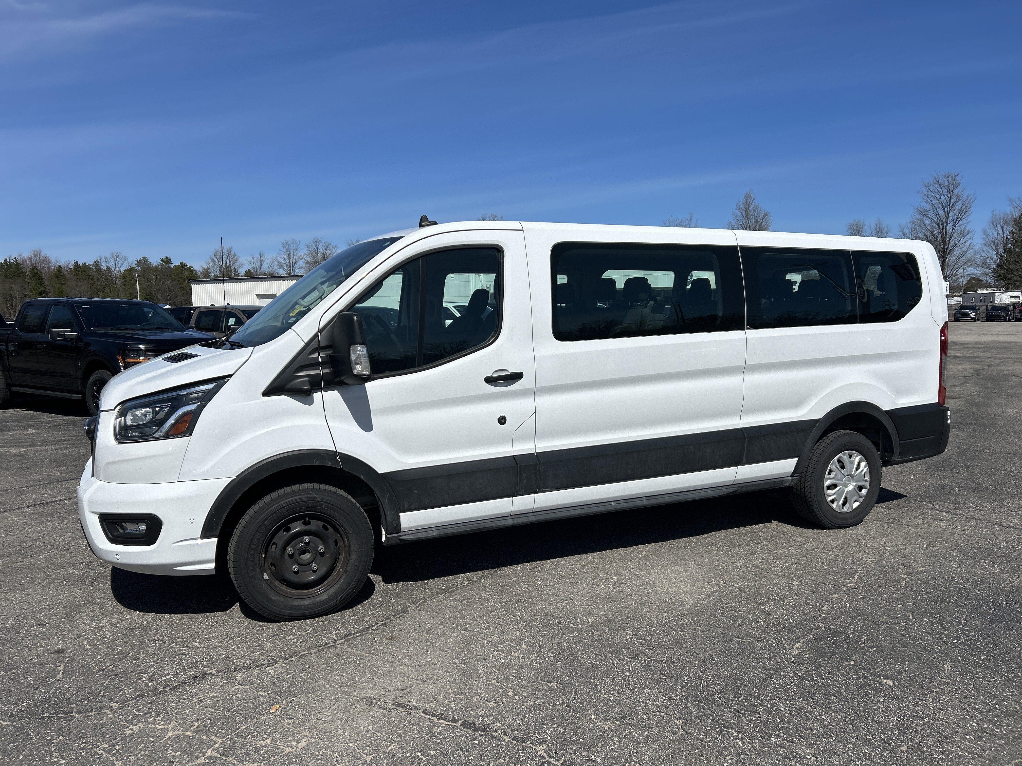 Certified 2023 Ford Transit 350 XLT RWD image 8