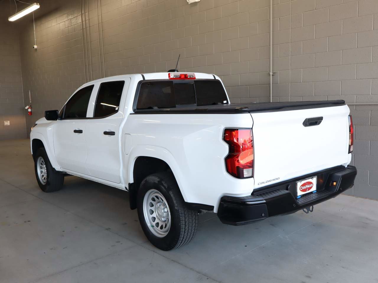 Used 2024 Chevrolet Colorado W/T w/ Safety Package RWD image 3