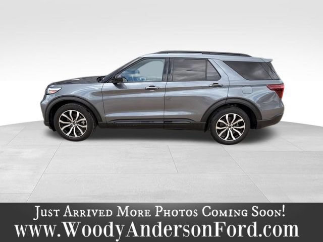 Certified 2022 Ford Explorer ST-Line w/ Class IV Trailer Tow Package RWD image 3