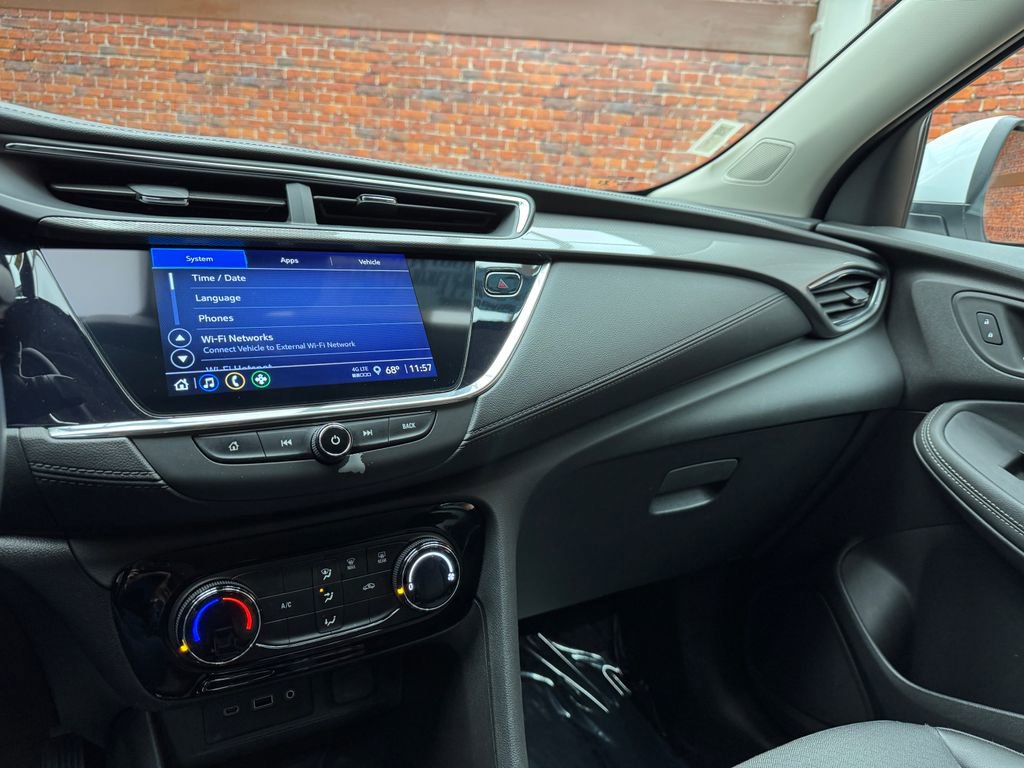 Used 2023 Buick Encore GX Preferred FWD image 17
