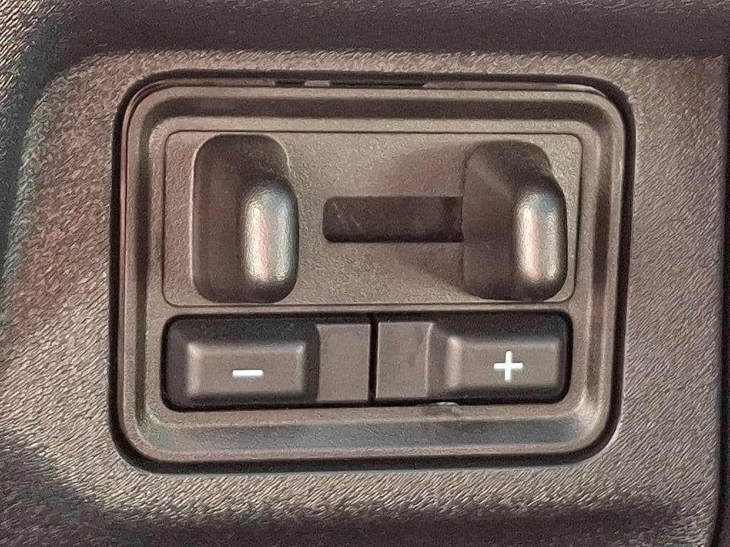 Certified 2025 Ford Expedition Active AWD/4WD image 26