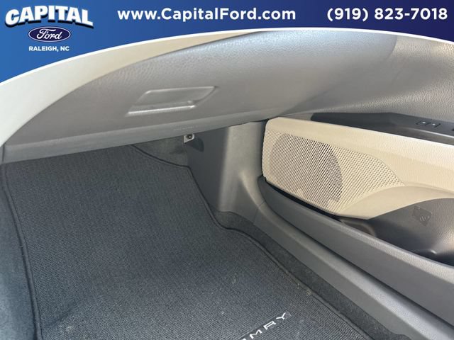 Used 2023 Toyota Camry XLE FWD image 27