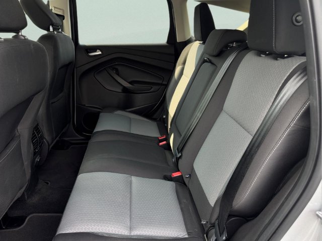 Certified 2018 Ford Escape SE FWD image 14
