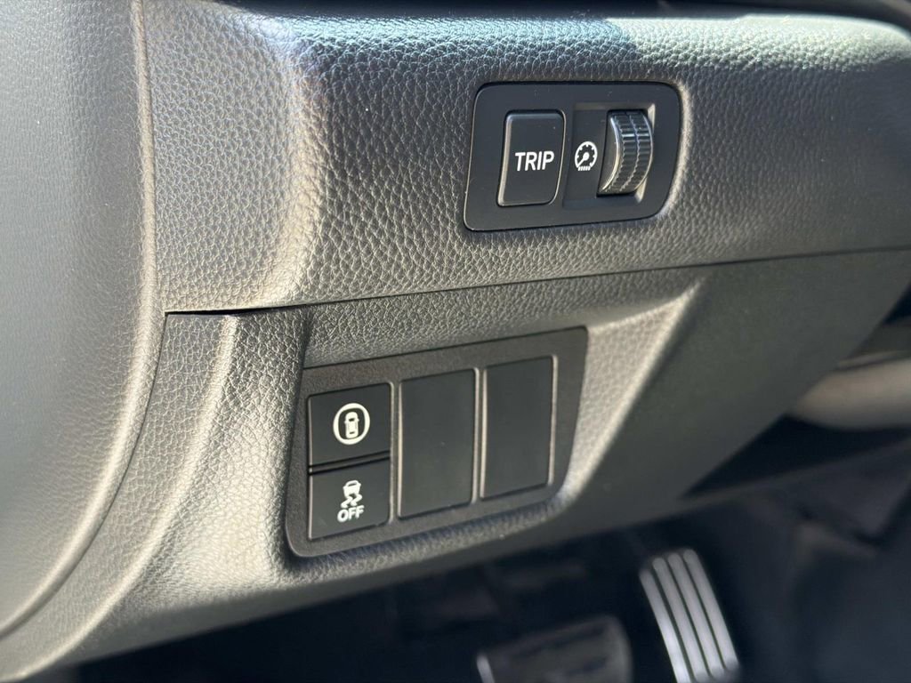Used 2018 Honda Accord Sport image 22
