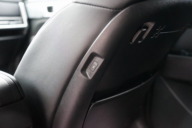 Used 2025 Hyundai Santa Fe SEL image 10