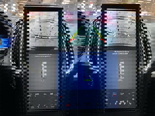 Certified 2023 Ford Edge SEL image 9