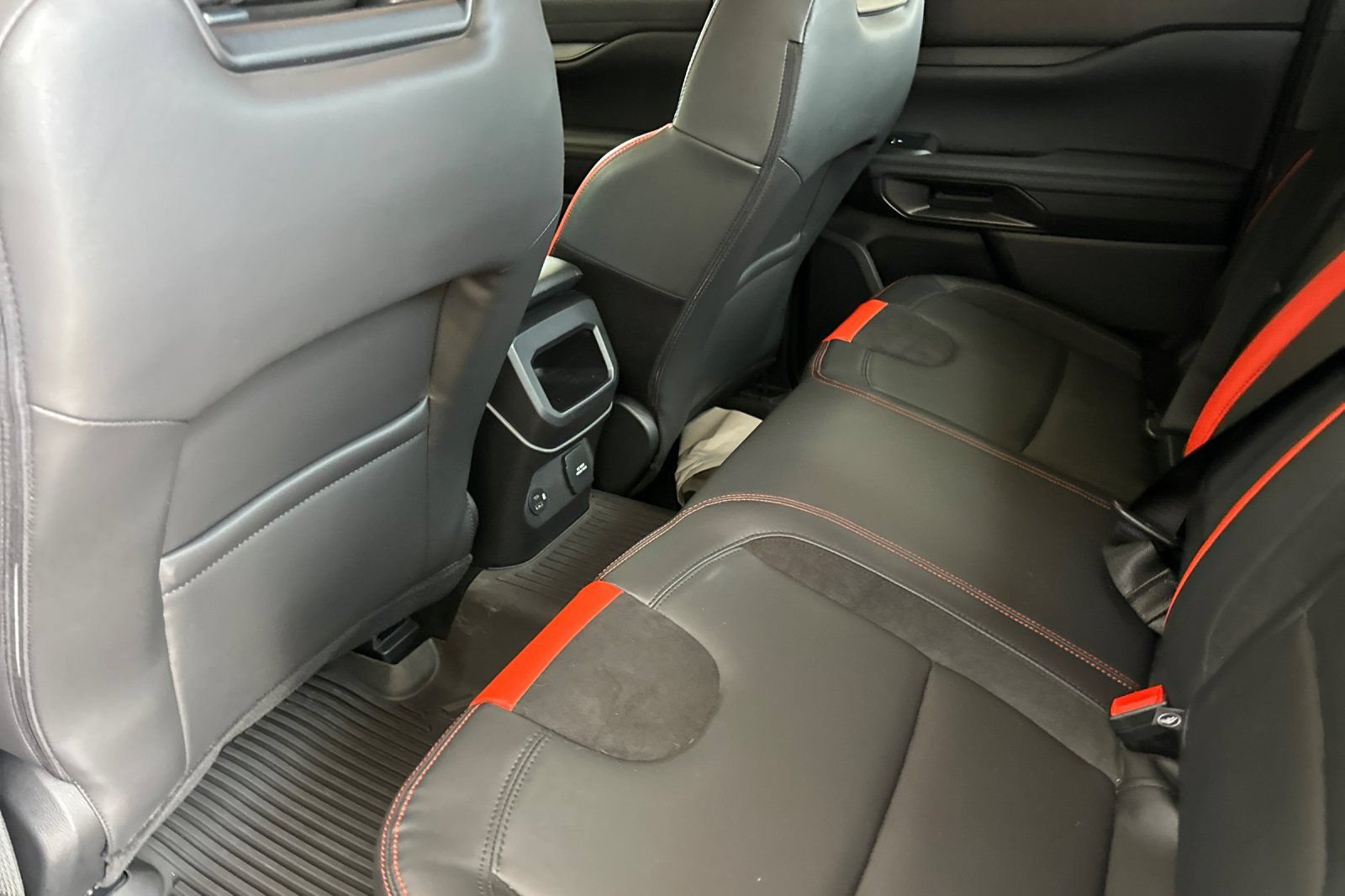 Certified 2025 Ford Ranger Raptor AWD/4WD image 12