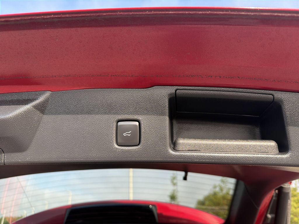 Certified 2022 Ford Escape Titanium w/ Titanium Elite Package image 11