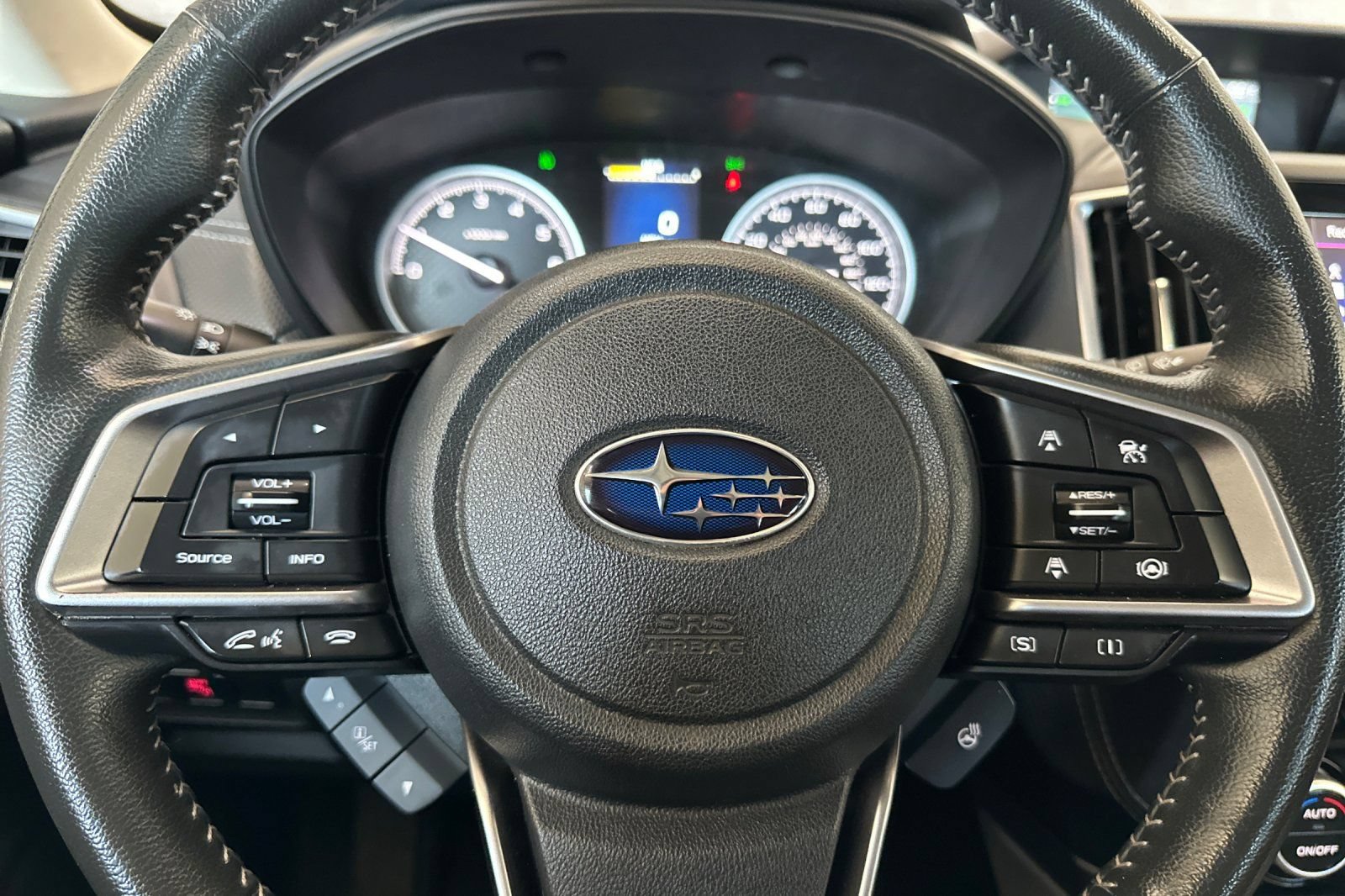Used 2023 Subaru Forester Limited AWD/4WD image 24