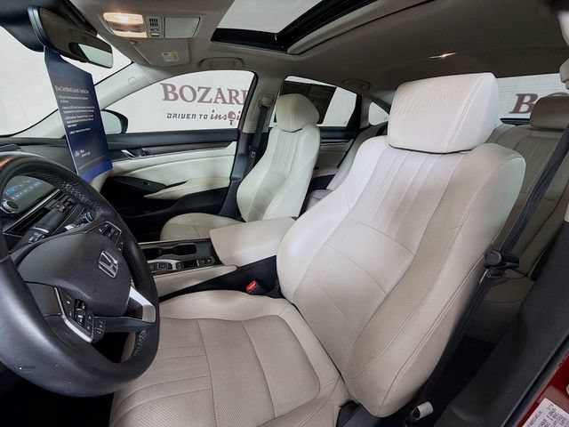 Used 2018 Honda Accord Touring image 25