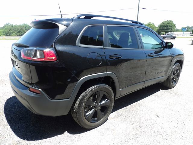 Used 2021 Jeep Cherokee Latitude Plus AWD/4WD image 4