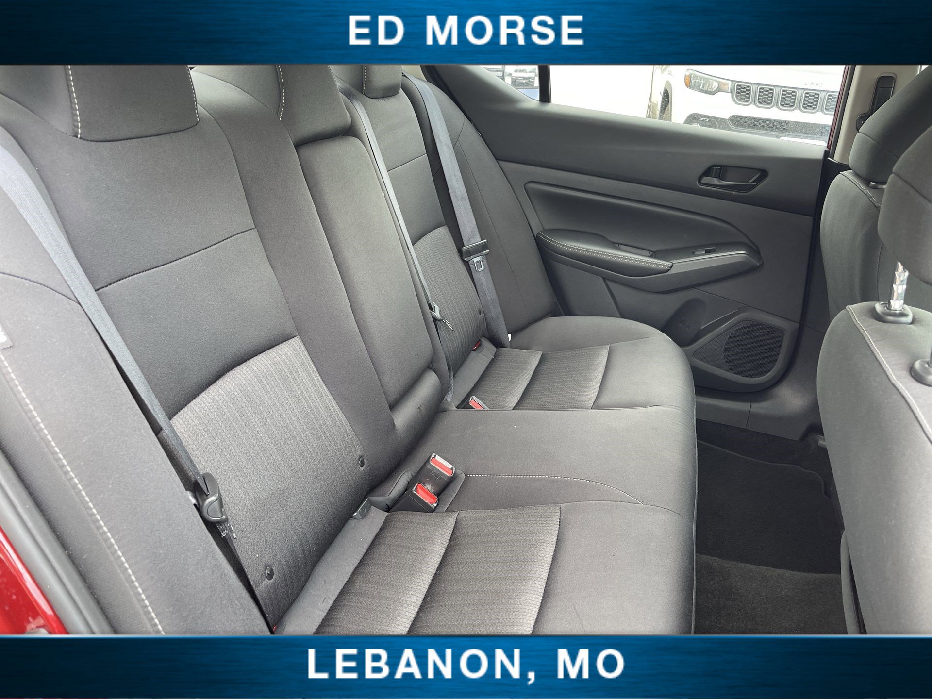 Used 2025 Nissan Altima 2.5 SV FWD image 24