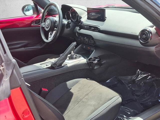 Used 2024 MAZDA MX-5 Miata Club RWD image 20