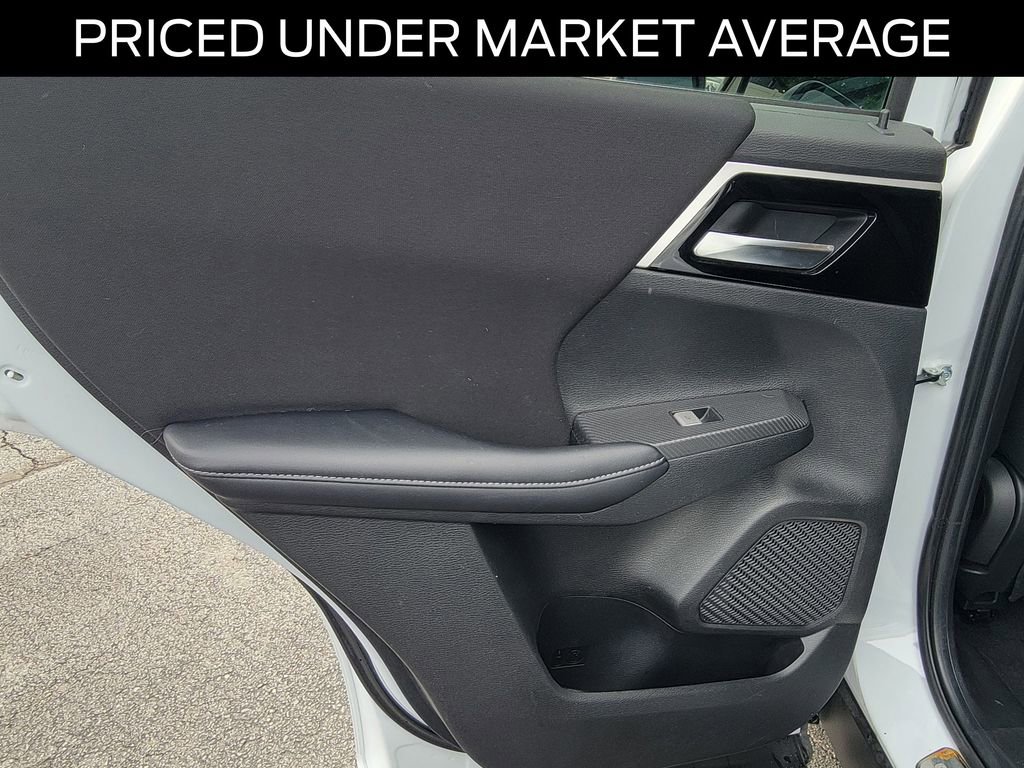 Used 2022 Mitsubishi Outlander ES AWD/4WD image 12