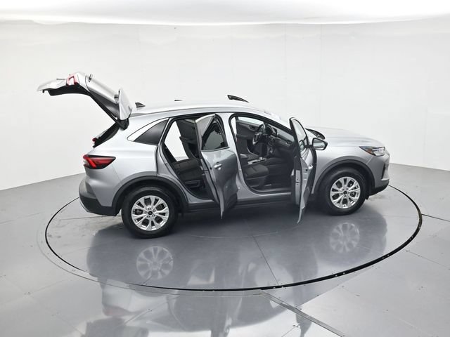Certified 2024 Ford Escape Active AWD/4WD image 46