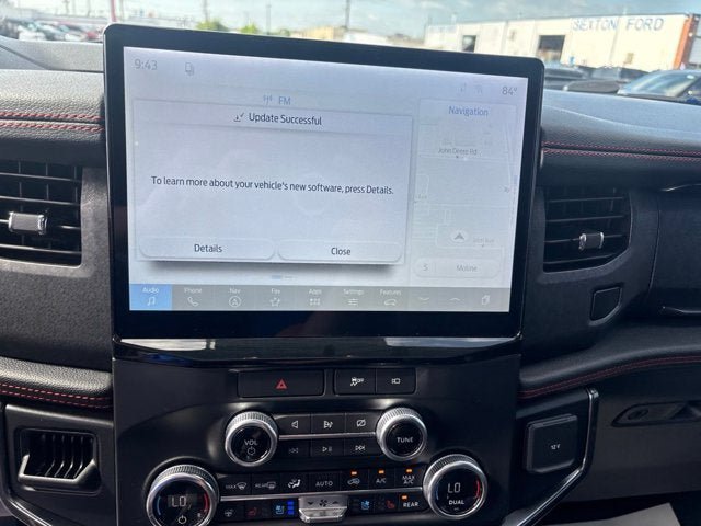Certified 2022 Ford Expedition Max Limited AWD/4WD image 15