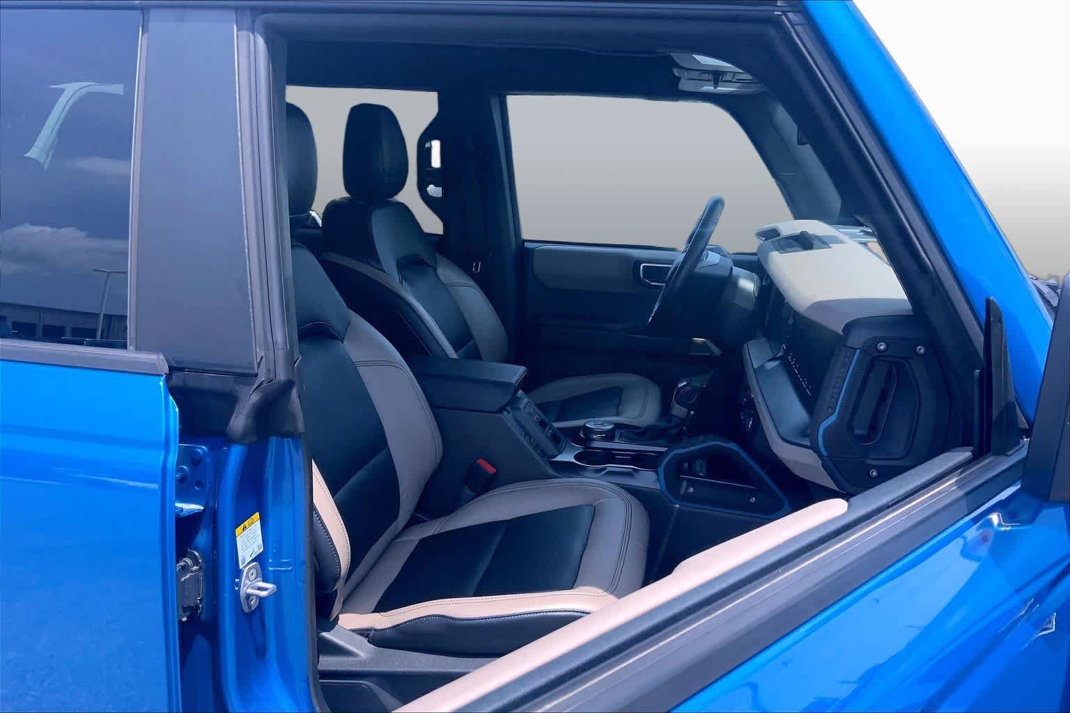 Certified 2024 Ford Bronco Wildtrak AWD/4WD image 9