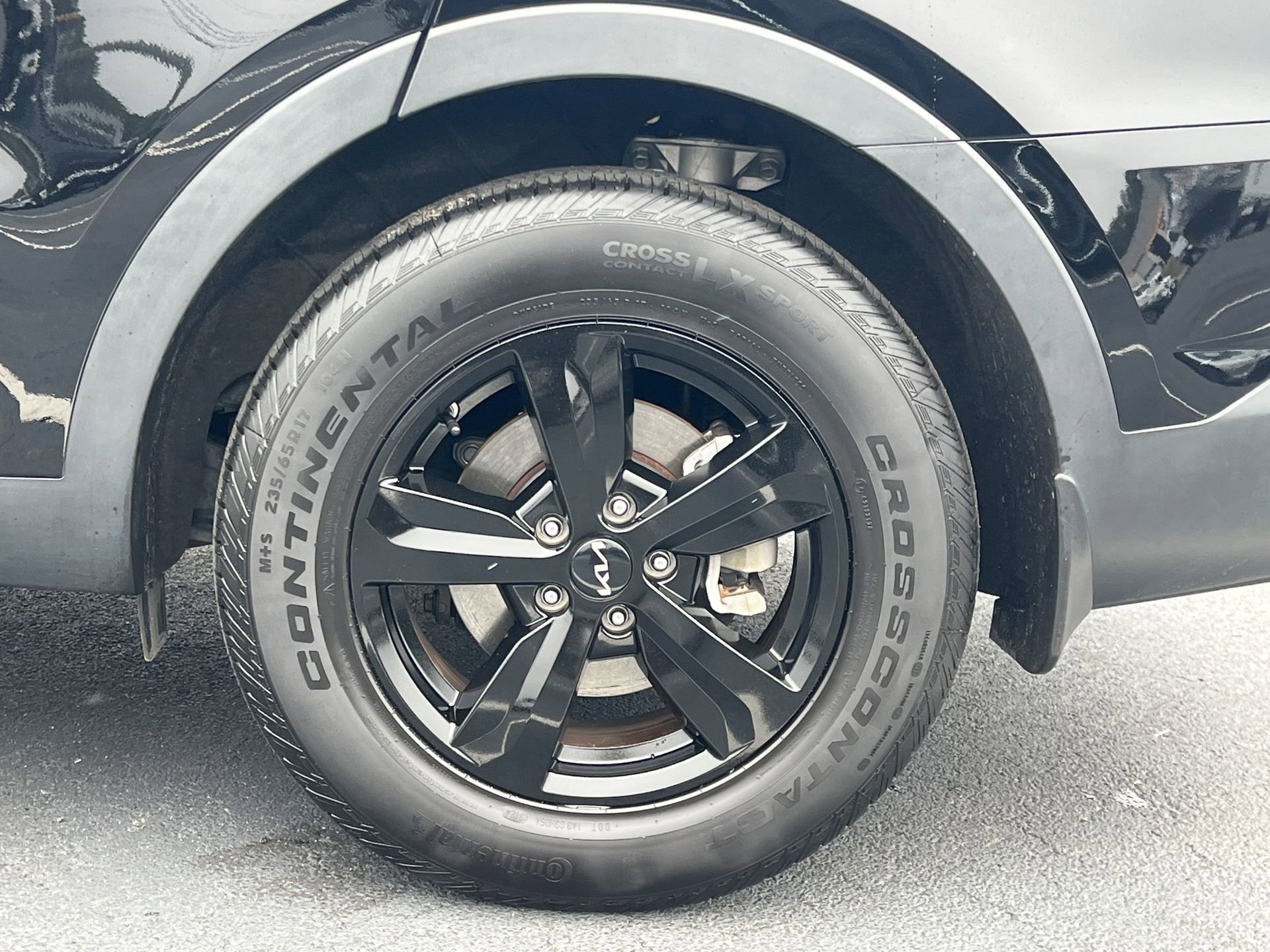 Used 2023 Kia Sorento LX image 29