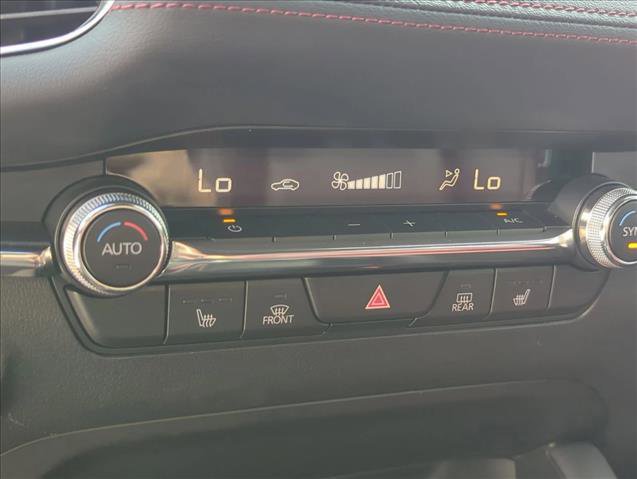 Used 2023 MAZDA MAZDA3 s image 11
