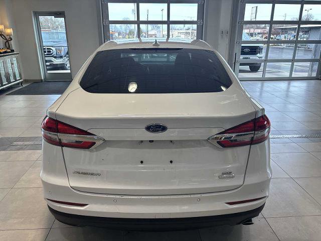 Certified 2019 Ford Fusion SE image 4