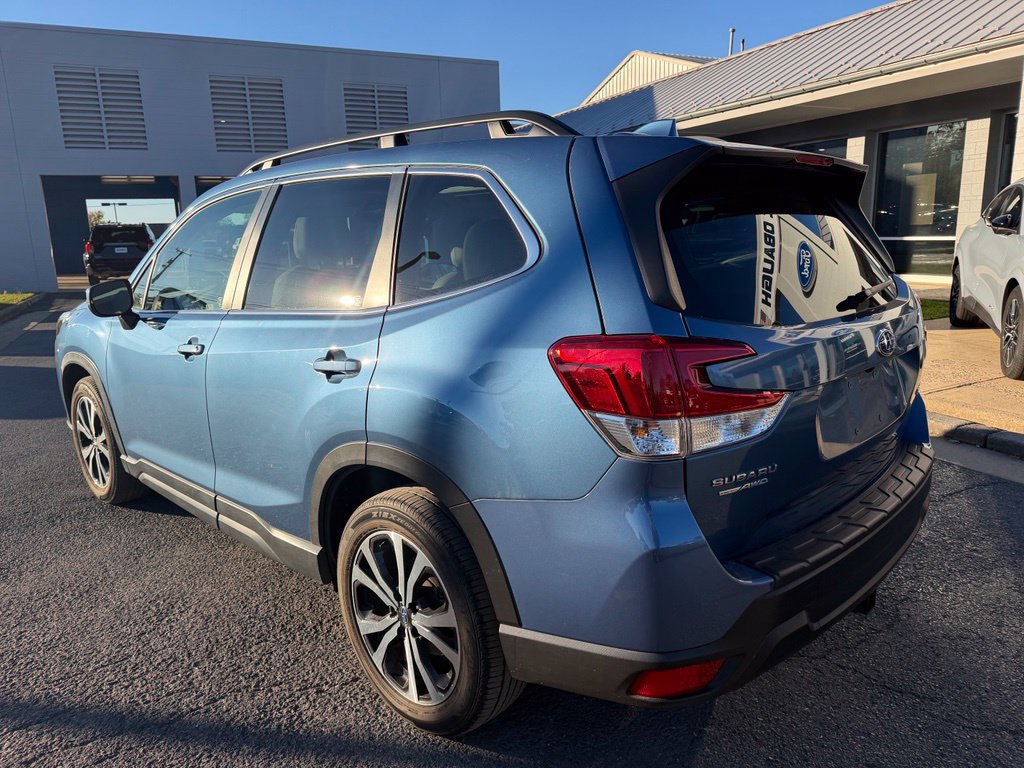 Used 2023 Subaru Forester Limited AWD/4WD image 3
