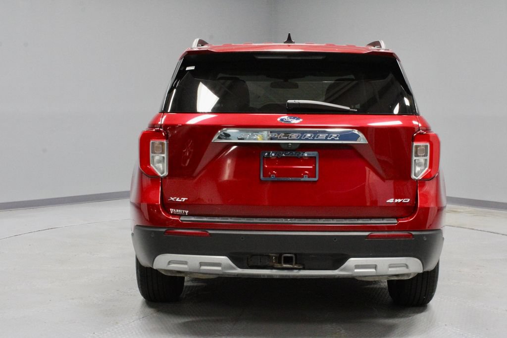 Certified 2023 Ford Explorer XLT w/ Equipment Group 202A AWD/4WD image 11