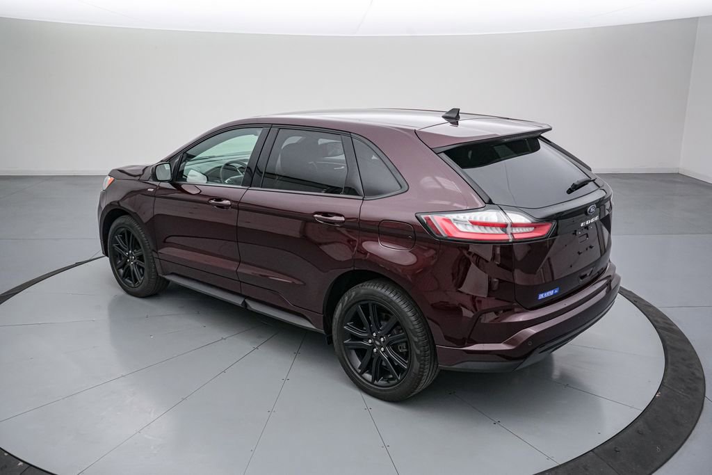 Certified 2024 Ford Edge ST-Line AWD/4WD image 7