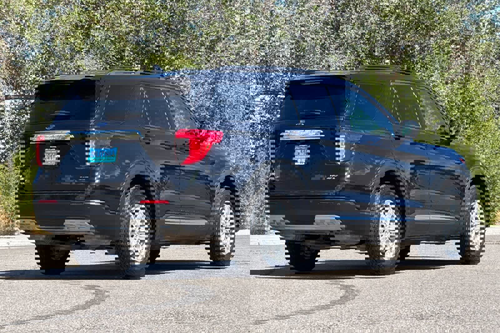 Certified 2024 Ford Explorer XLT w/ Equipment Group 202A image 5