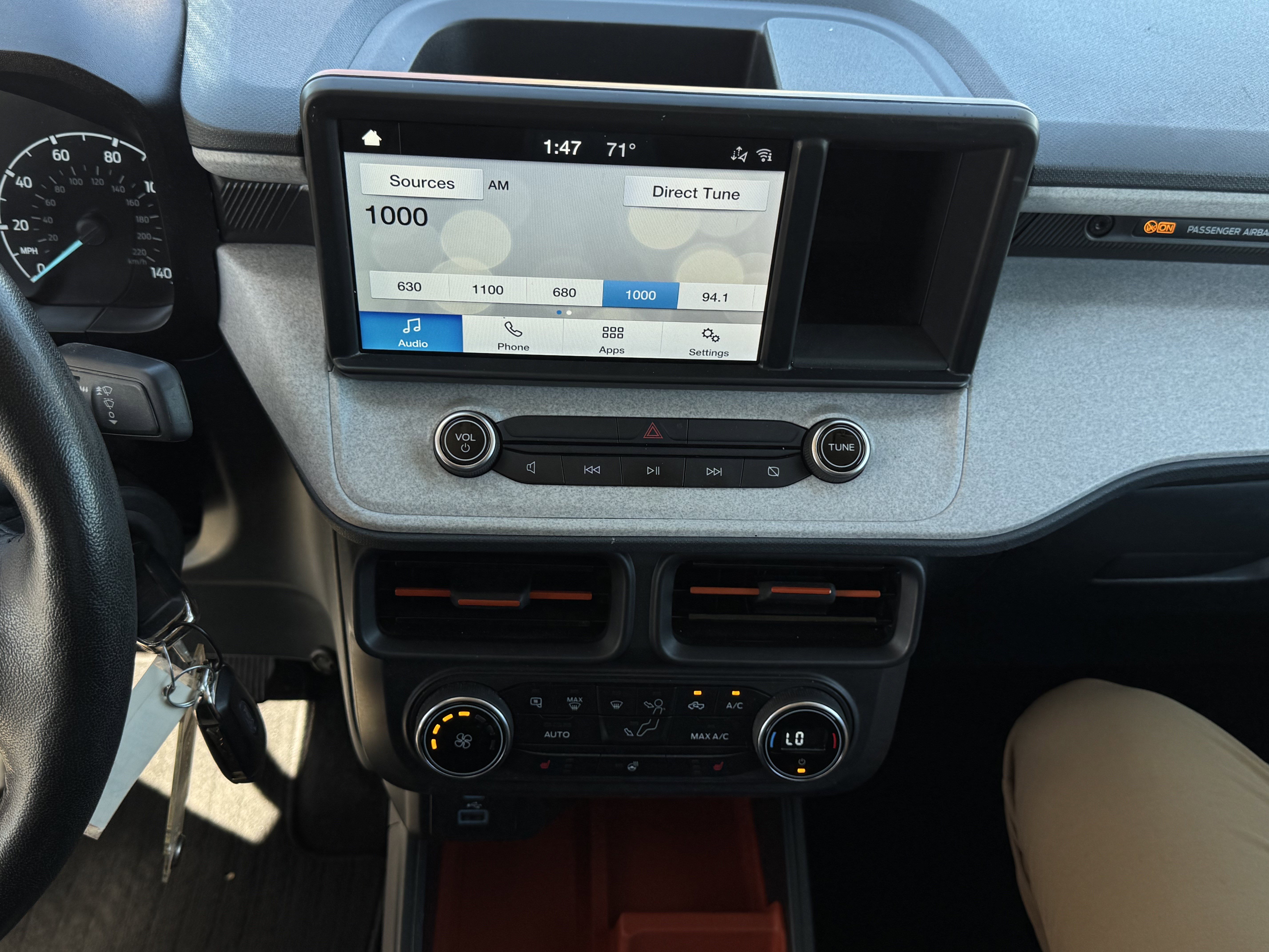 Certified 2022 Ford Maverick XLT w/ XLT Luxury Package image 21