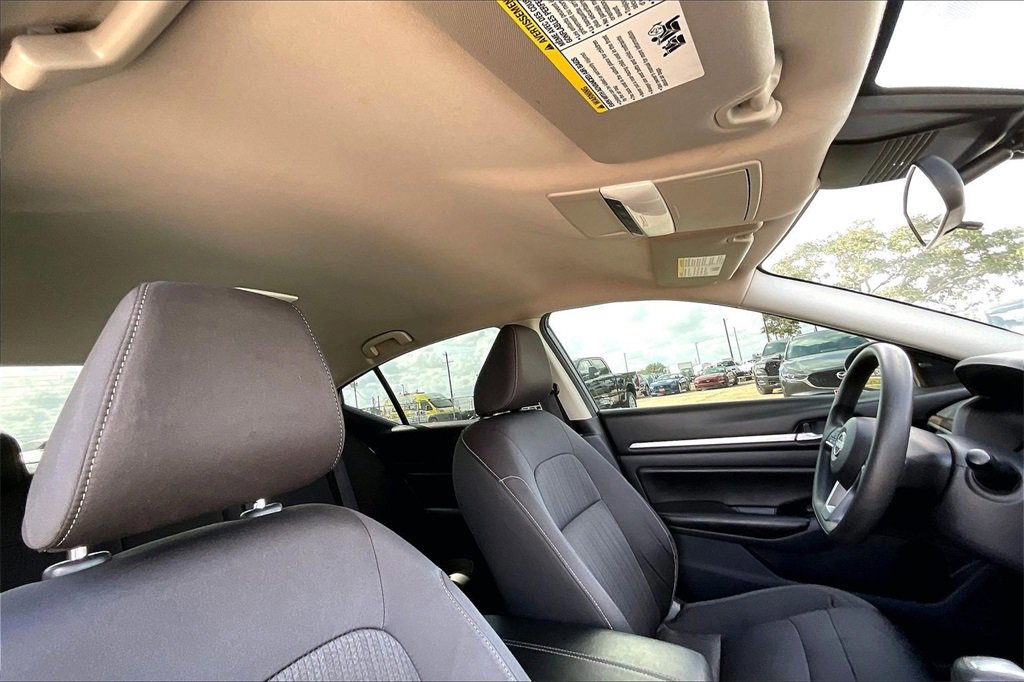 Used 2023 Nissan Altima 2.5 SV image 28