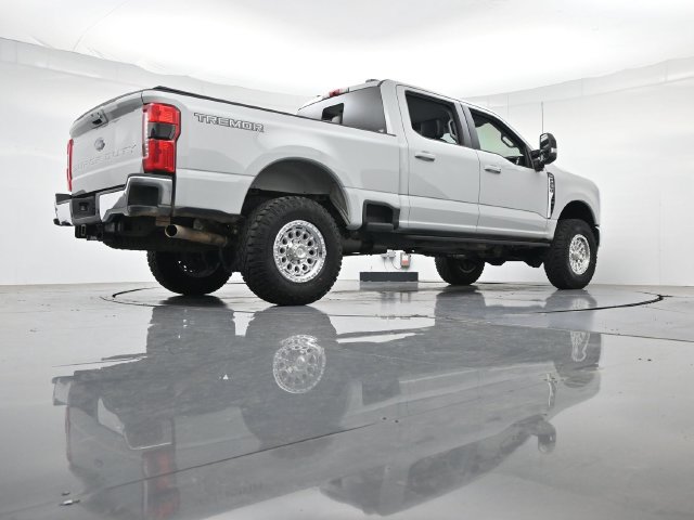 Certified 2025 Ford F250 Lariat w/ Lariat Ultimate Package AWD/4WD image 30